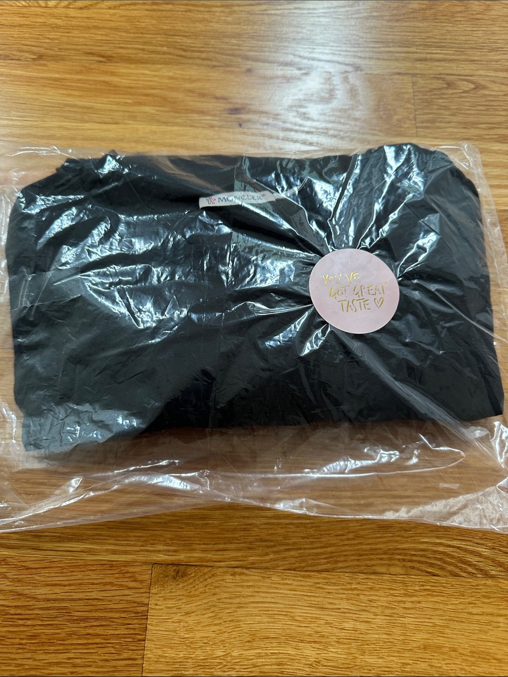 Moncler Black Short-Sleeve Crewneck T-Shirt w/ Sleeve Logo size Medium Good Cond - Picture 10 of 10